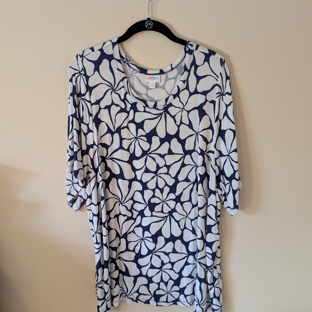 LuLaRoe Blue and White Floral Blouse